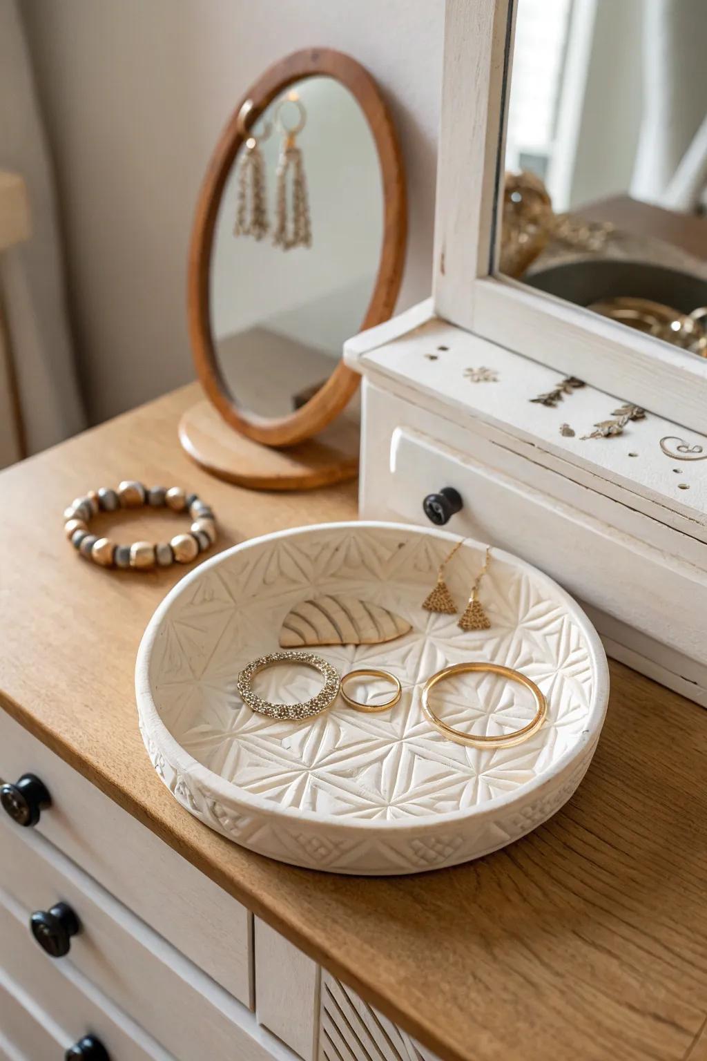 Plaster jewelry dishes keep your treasures tidy.