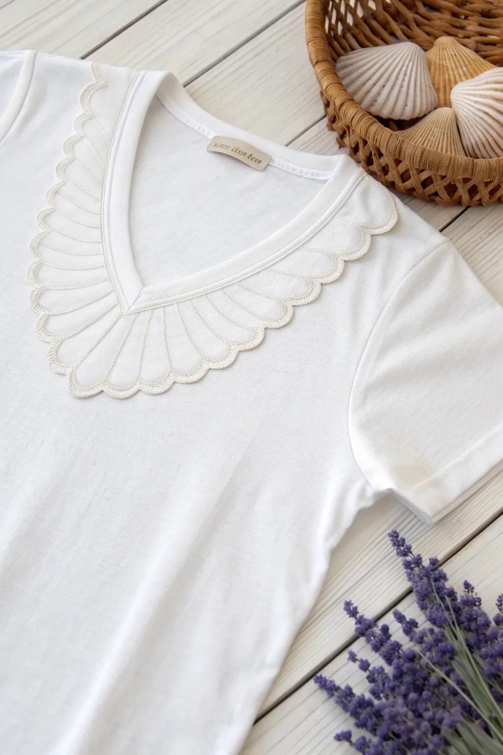 Transform your T-shirt with a stunning scalloped V-neckline for a touch of elegance and bohemian flair.