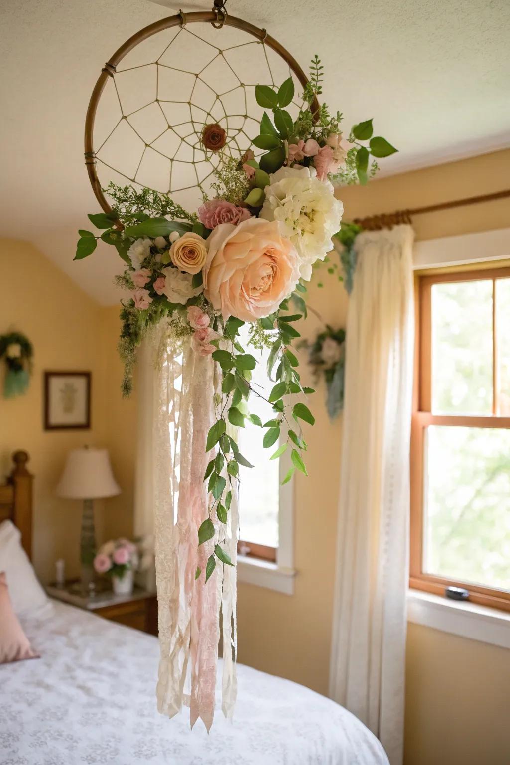 Add floral elegance to your home with this dreamy floral fantasy dream catcher.