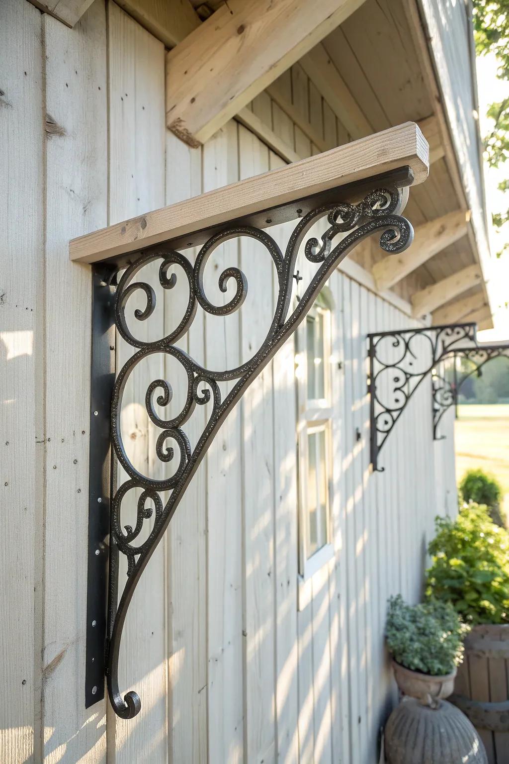 Elevate your garden style with elegant decorative brackets that blend minimalist charm with bold craftsmanship.
