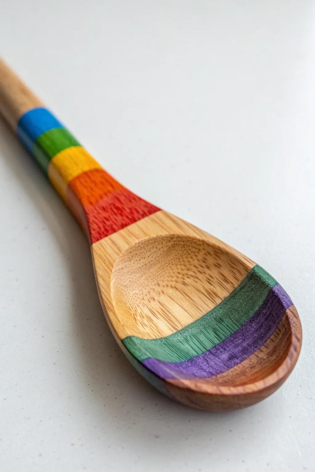 Turn everyday wooden spoons into a festival of colors that transforms your kitchen into a vibrant masterpiece!