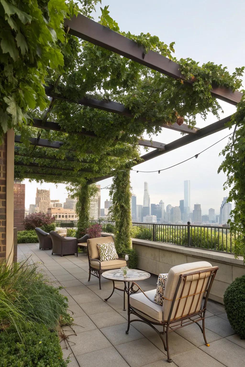 A pergola offers shade and a touch of elegance to your rooftop design.