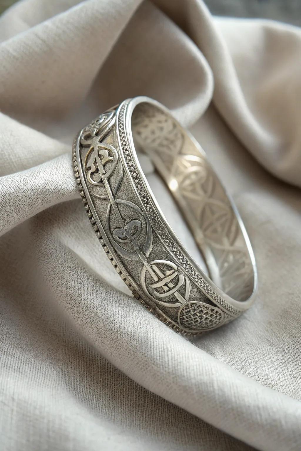 Gaelic engraved jewelry adds a personal touch with meaningful inscriptions.