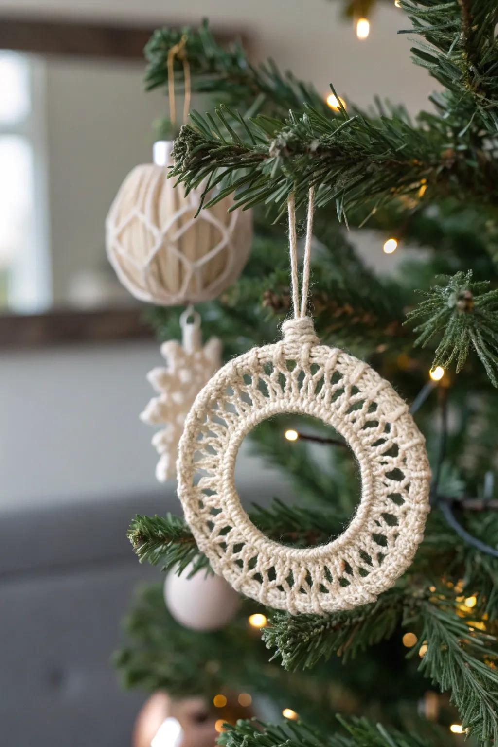 Embrace elegance with single-color wreath macrame ornaments.