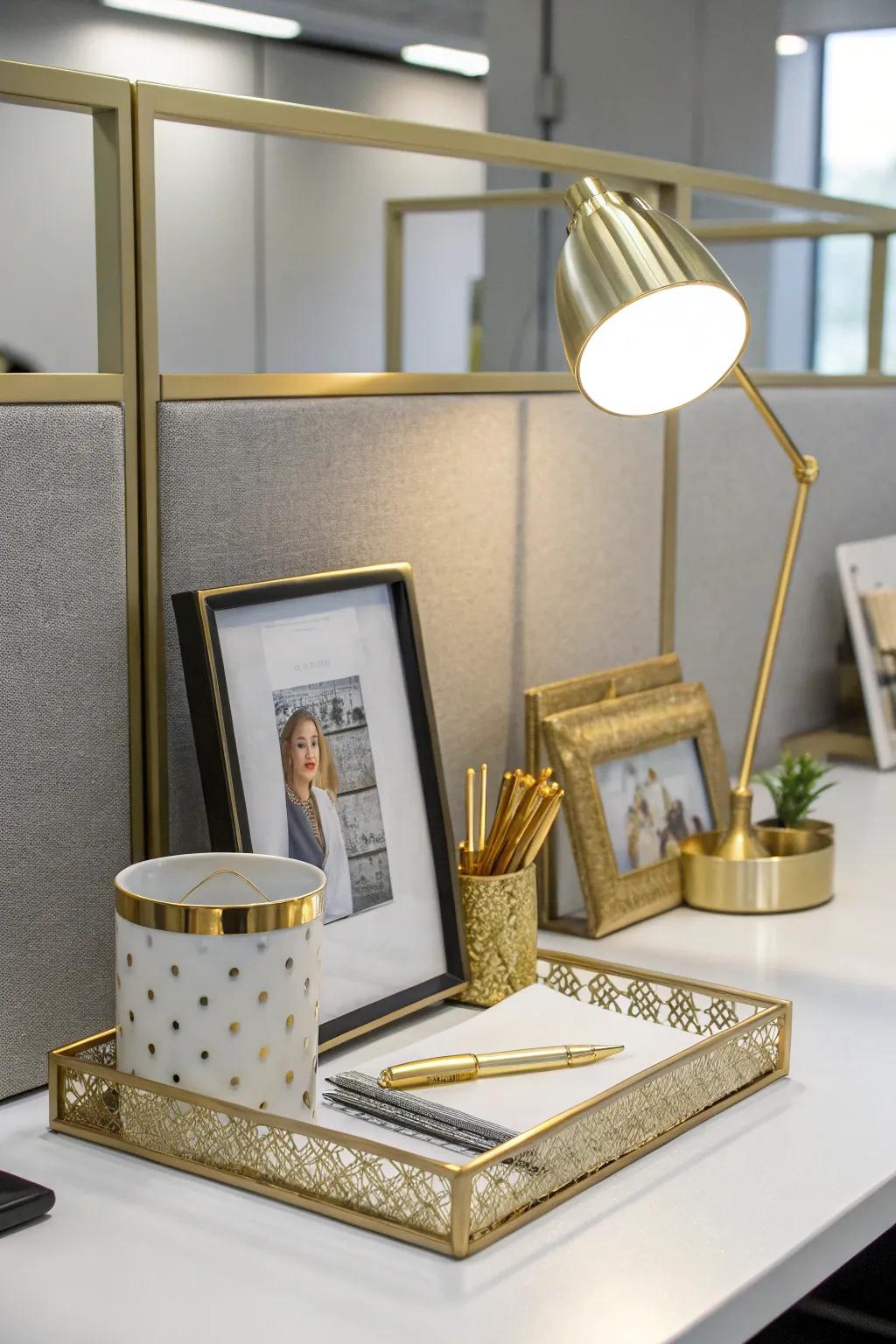 Gold accents add a touch of luxury to your workspace.