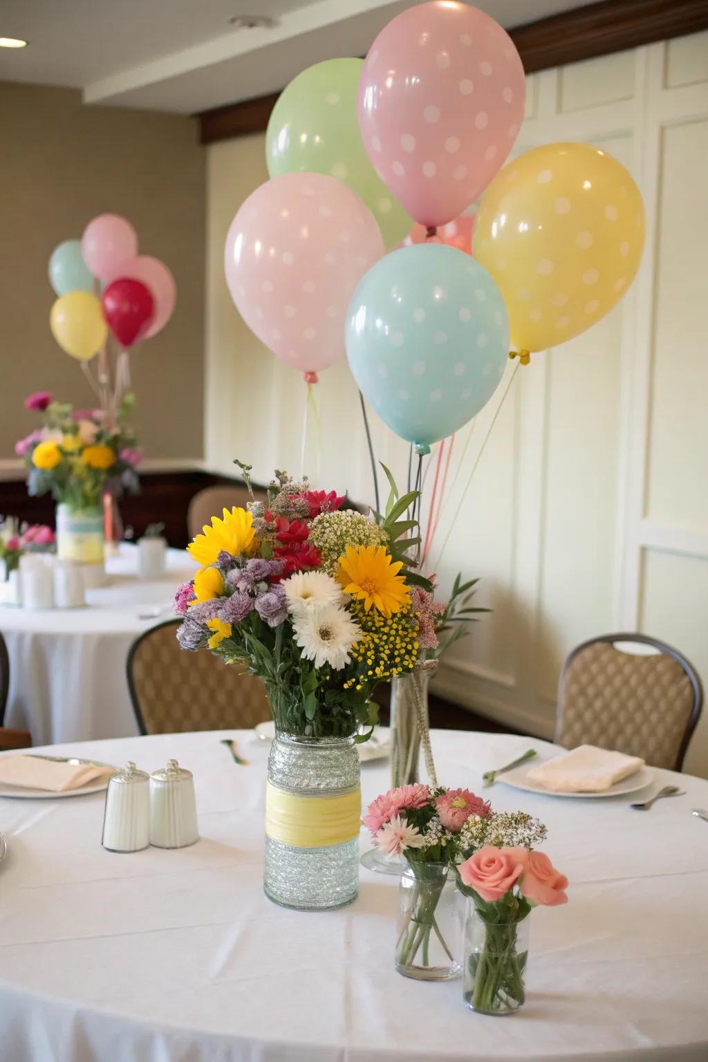 Balloon bouquets in vases offer a fresh and vibrant tabletop decoration.