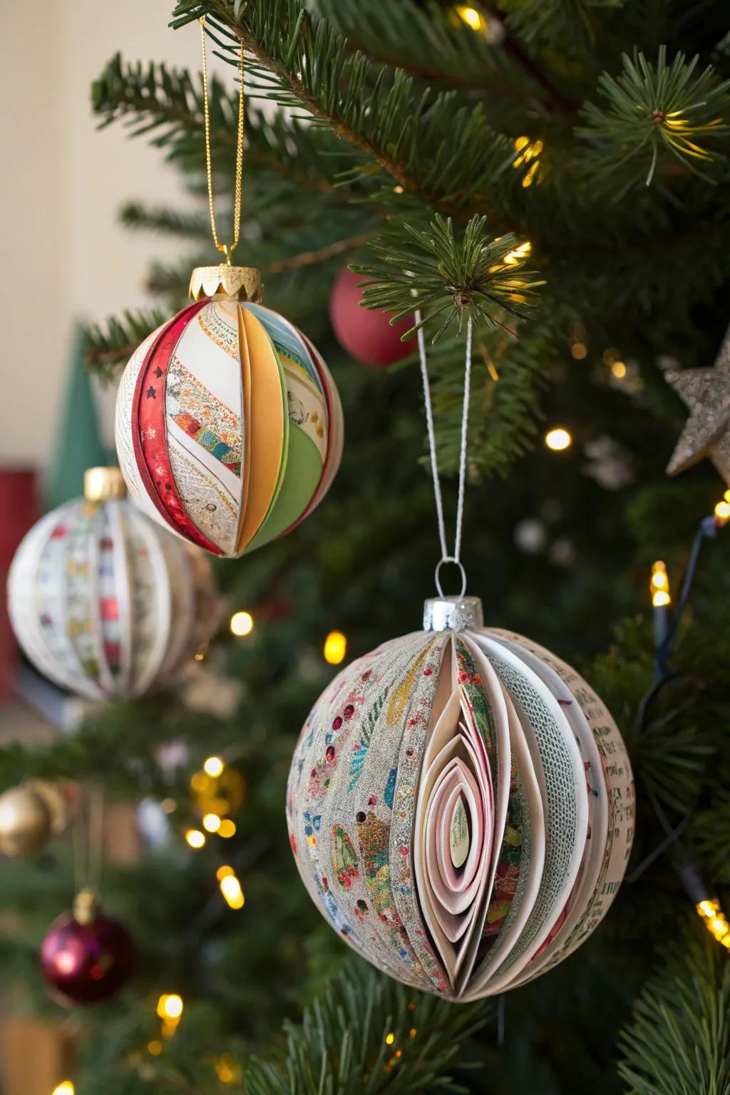 Magazine page baubles bring vibrant beauty to your holiday tree.