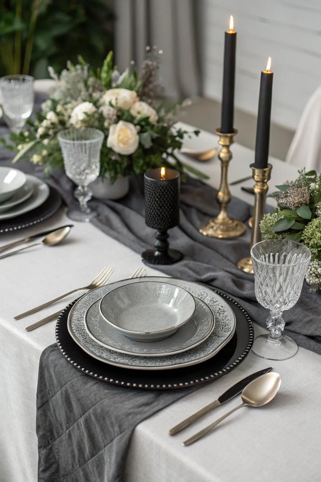 A chic monochrome wedding table setting with a sleek and modern vibe.