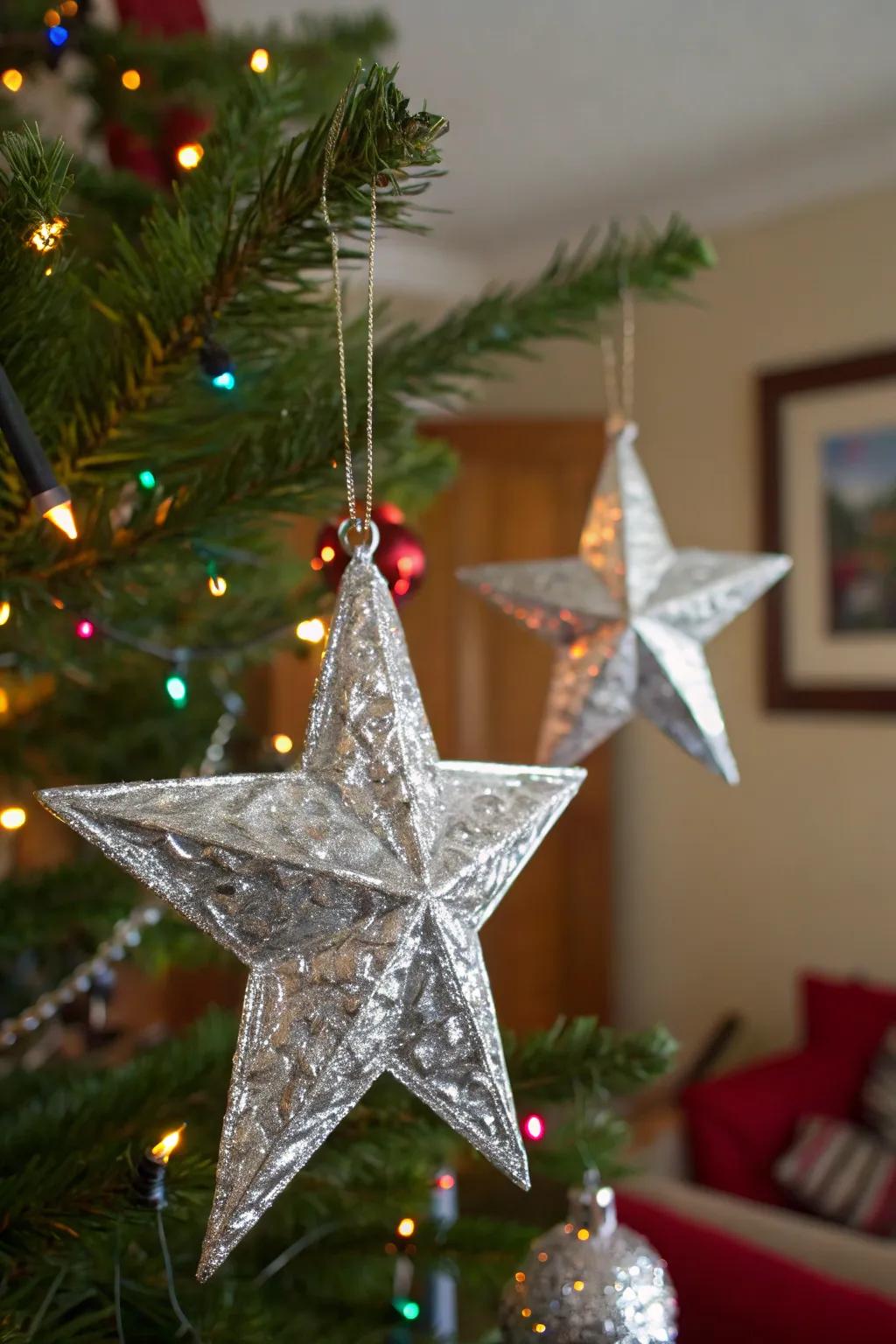 Tin foil stars add a touch of elegance and shine to your holiday decor.