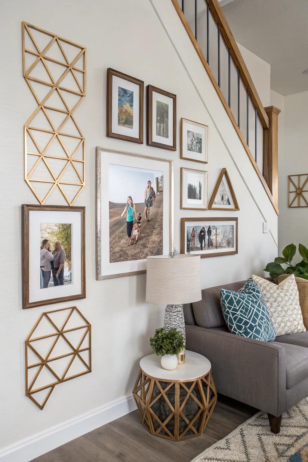 Make your memories pop with 3D geometric picture frames.