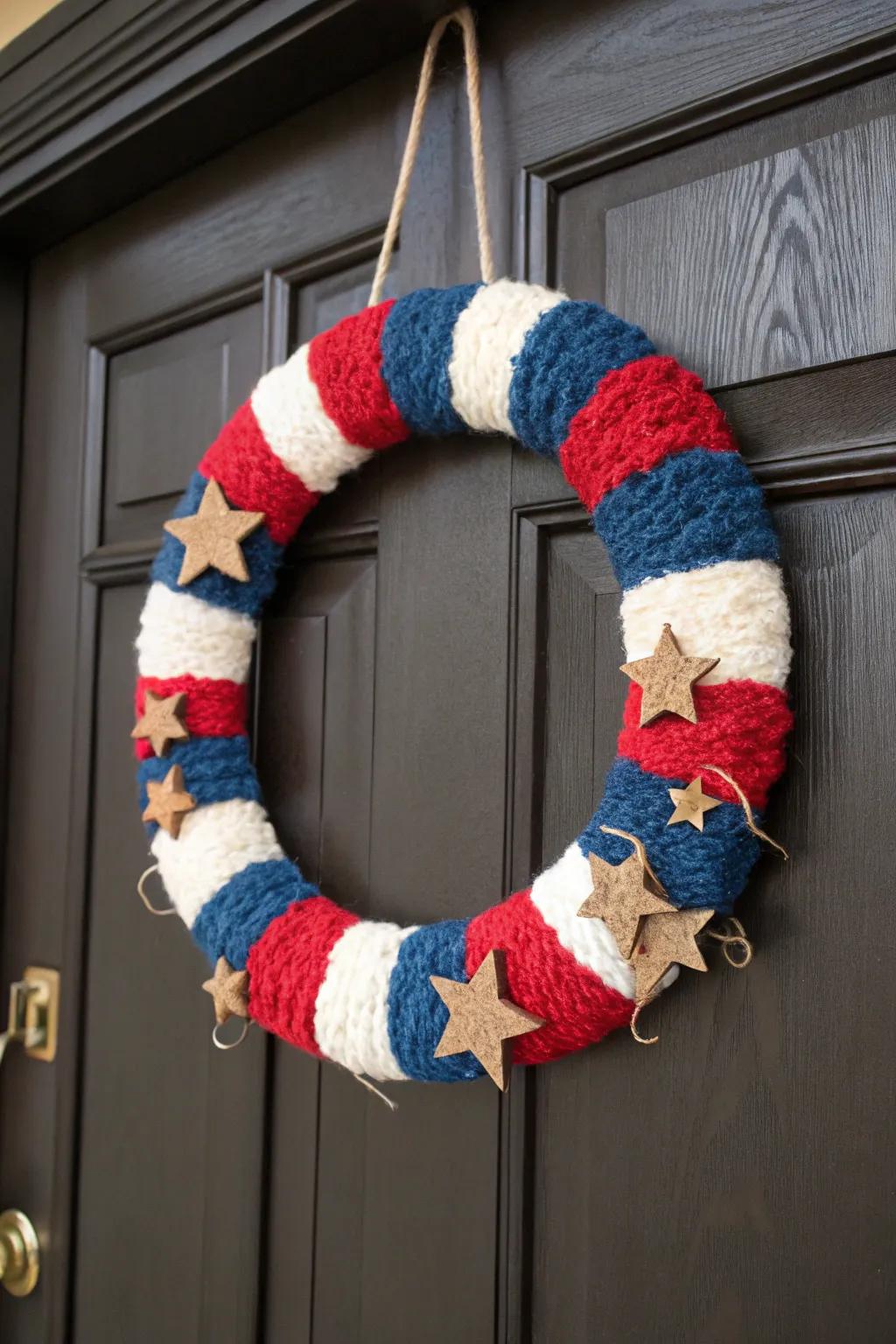 A warm and cozy loop yarn wreath perfect for any patriotic celebration.