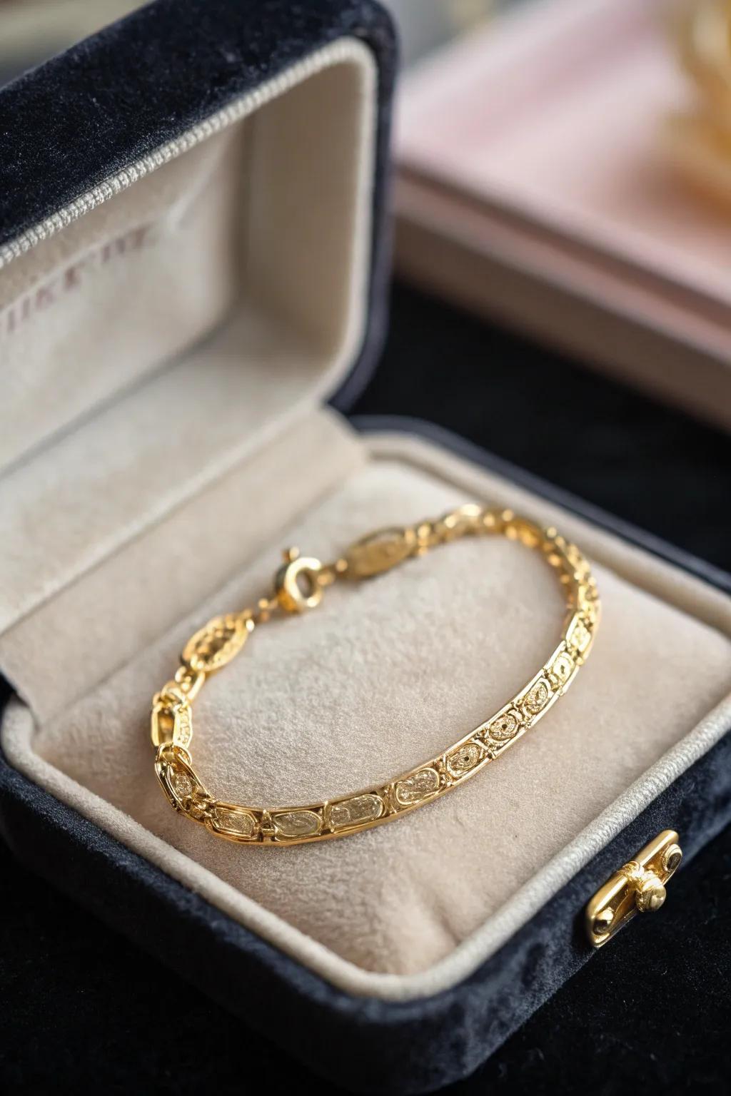 Wear your memories with personalized elegance.