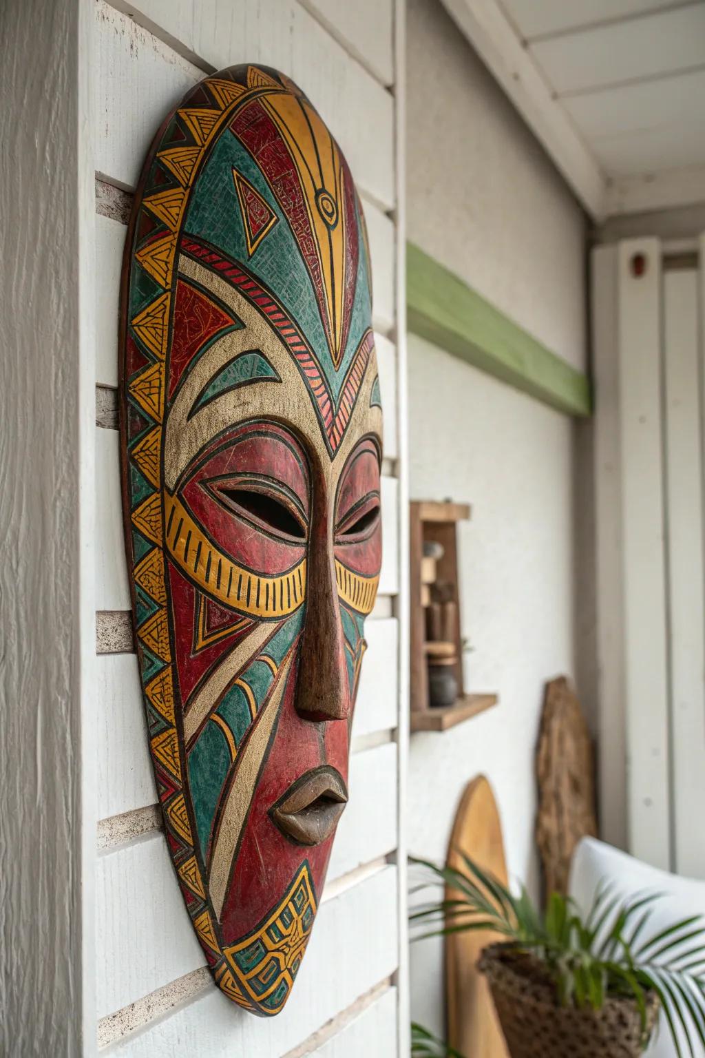 Discover the beauty of African craftsmanship with a vibrant touch of minimalism. 🎨✨