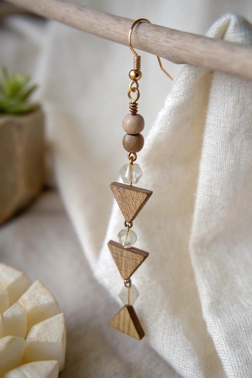 Embrace the allure of Geometric Glam with these stunning beaded earrings—where minimalist design meets artistic elegance.