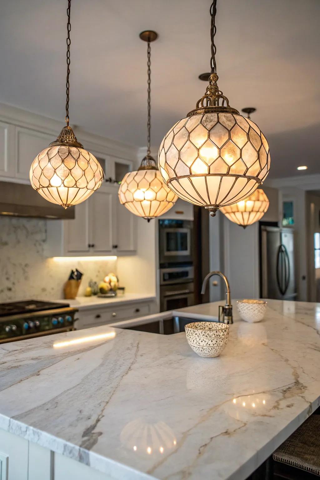 Seashell pendant lights infuse your kitchen with coastal charm.