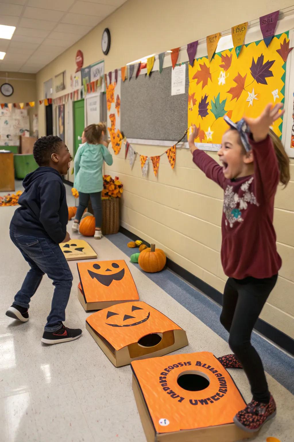 Aim for the jack-o'-lantern in this fun toss game!