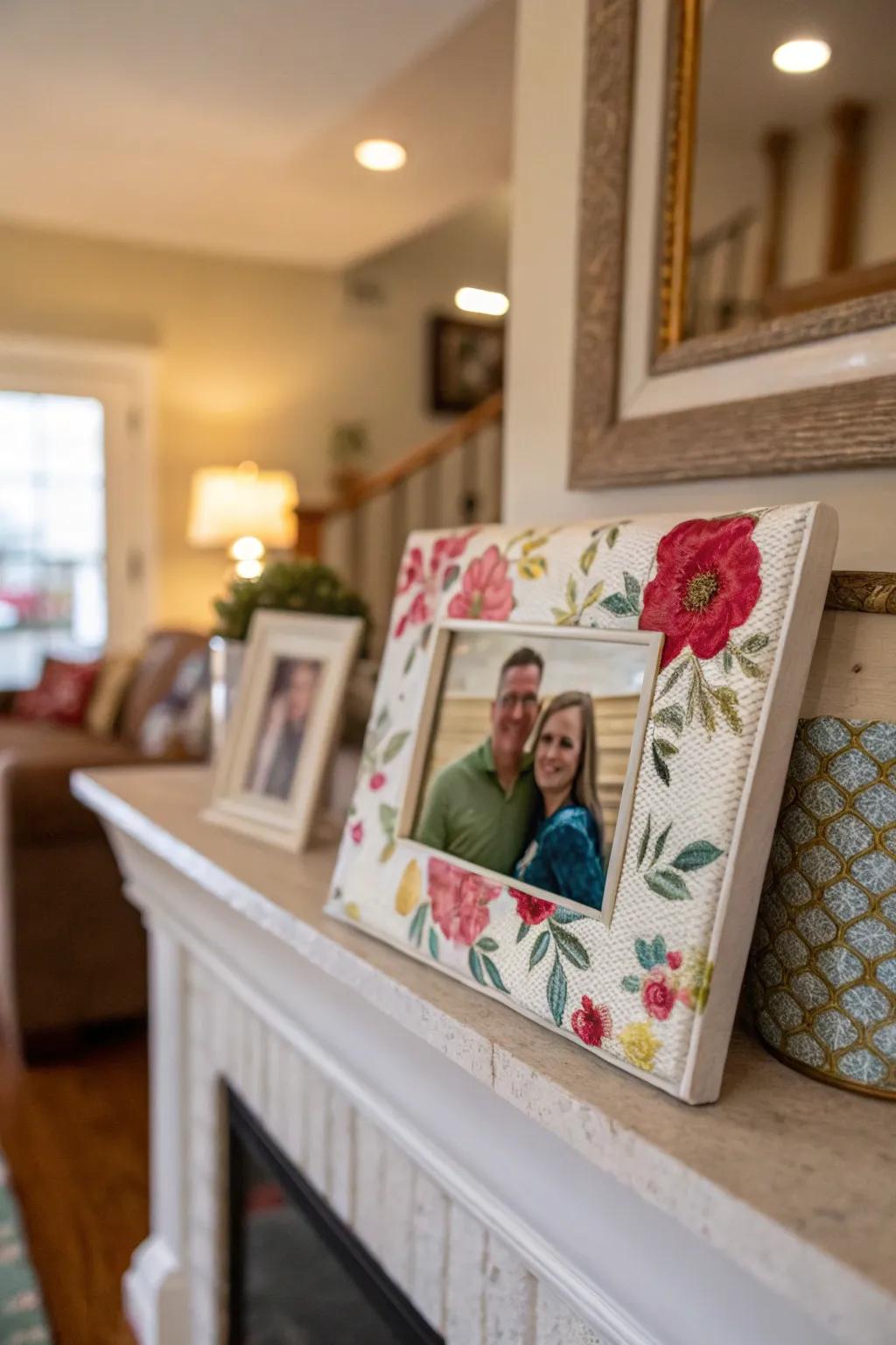 Capture memories beautifully with a personalized photo frame.