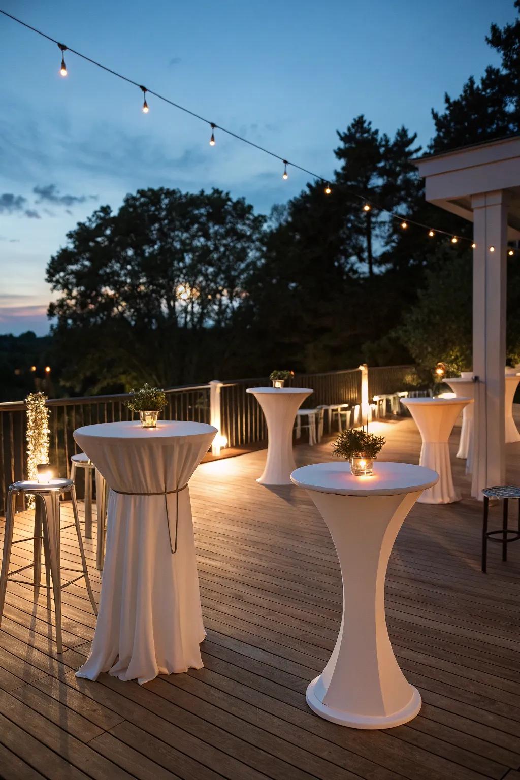 A deck perfect for hosting vibrant cocktail parties.