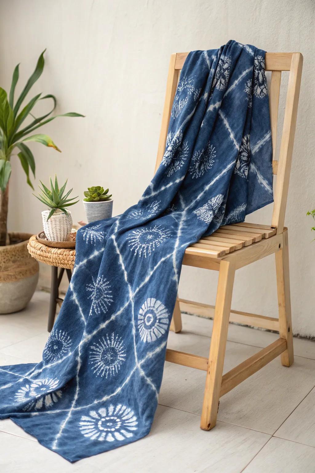 Embrace the art of Shibori—where simplicity meets intricate beauty.