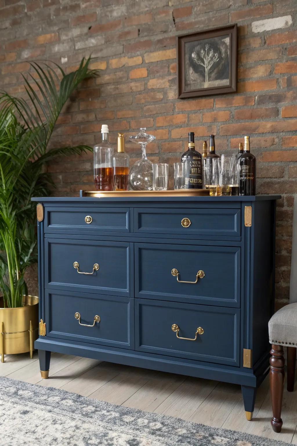 Transform your space with a stylish DIY bar: Vintage charm meets modern elegance.