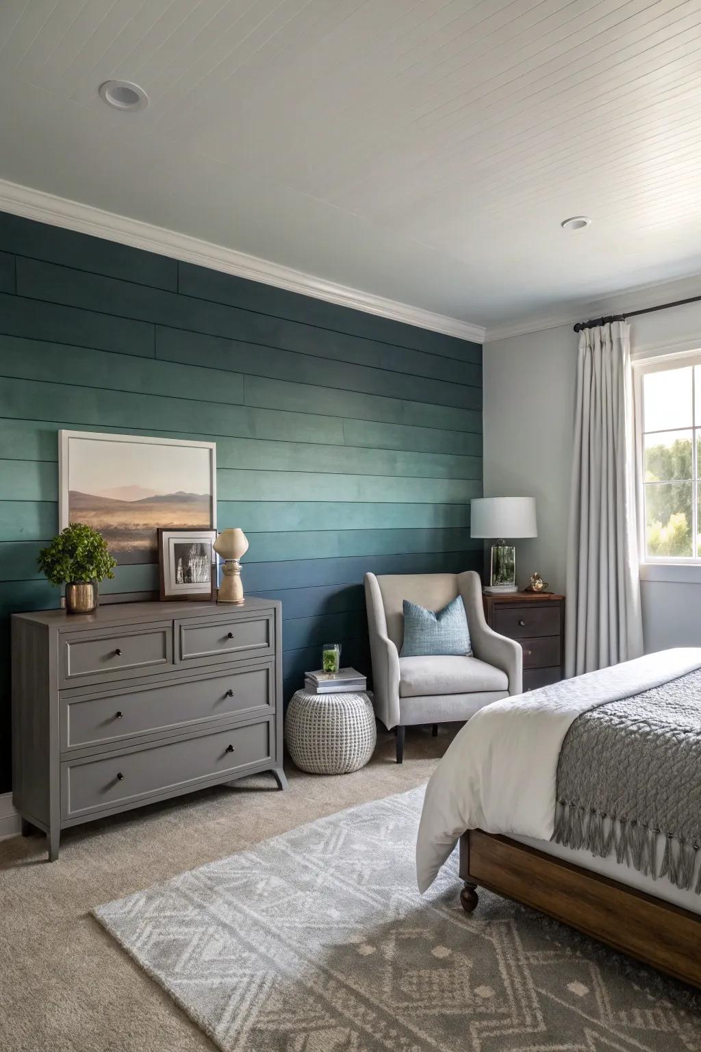 Ombre paneling adds visual intrigue.