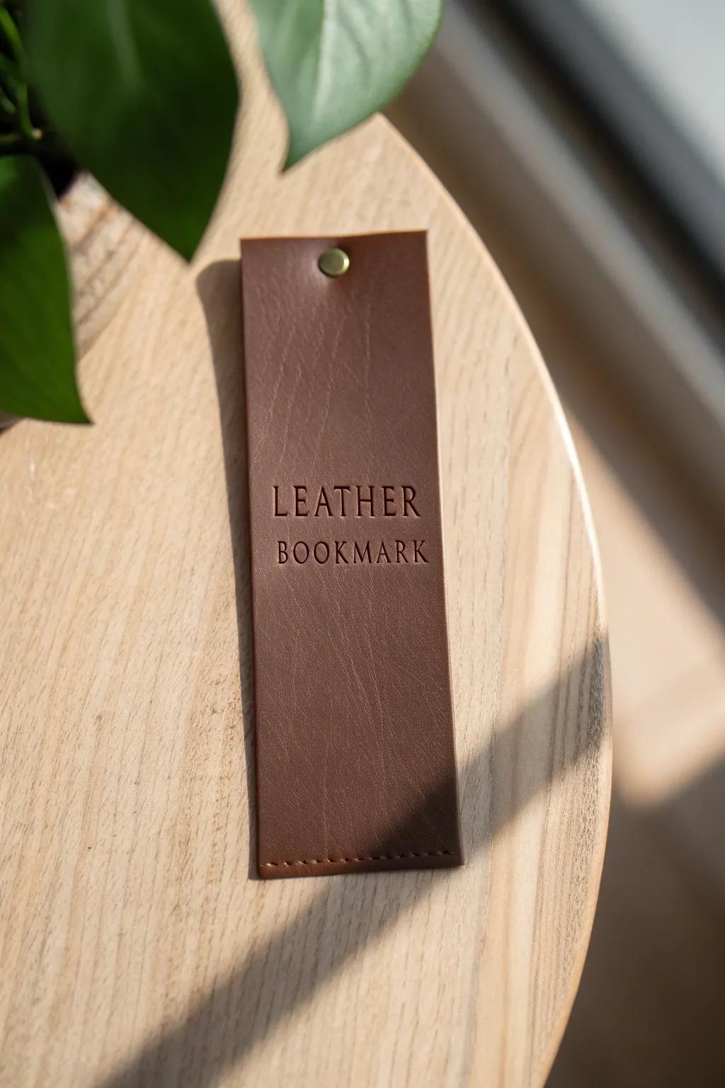 Elevate your reading experience with personalized leather bookmarks—where craftsmanship meets simplicity.