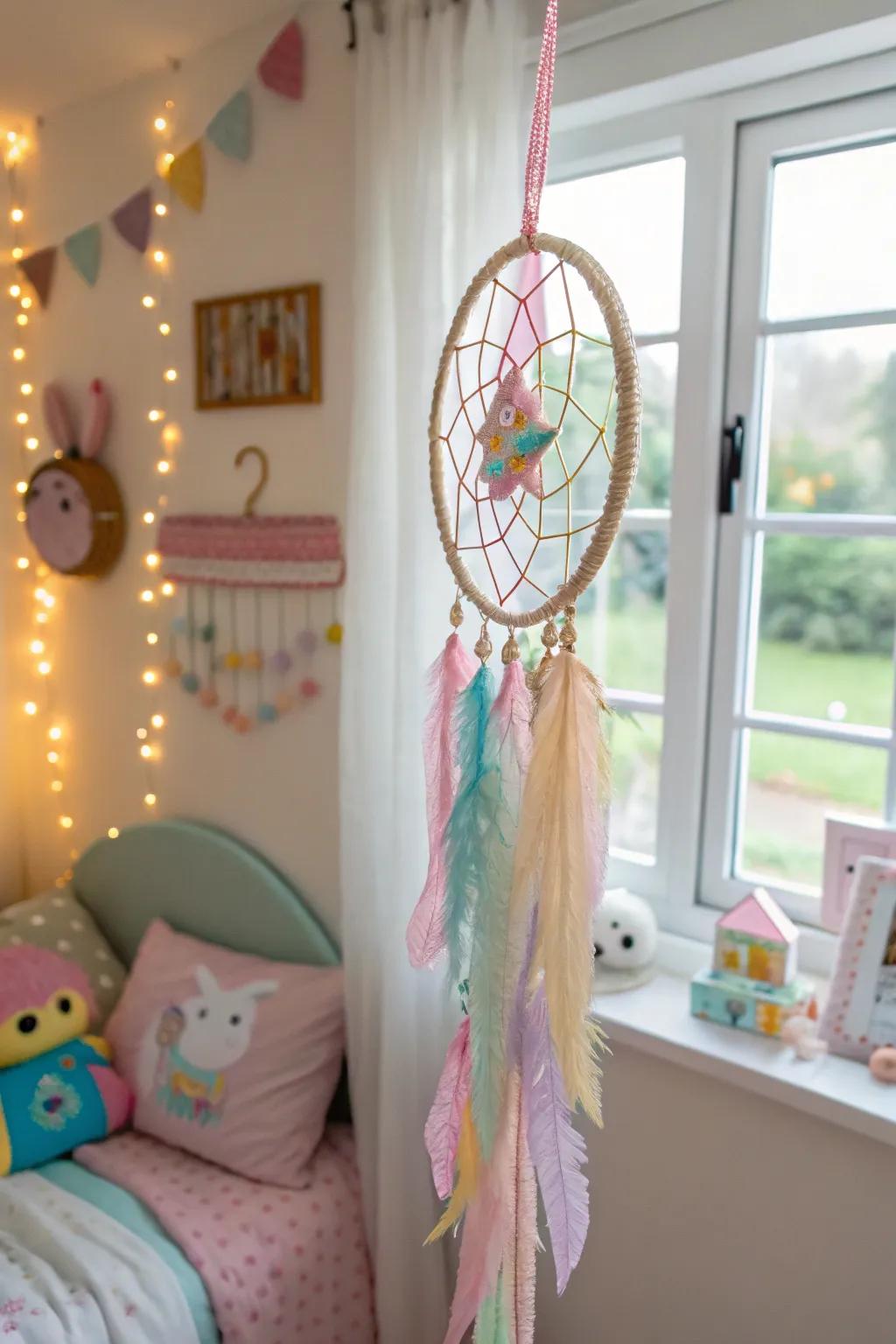 Bring magic to any room with this whimsical unicorn-themed dream catcher.