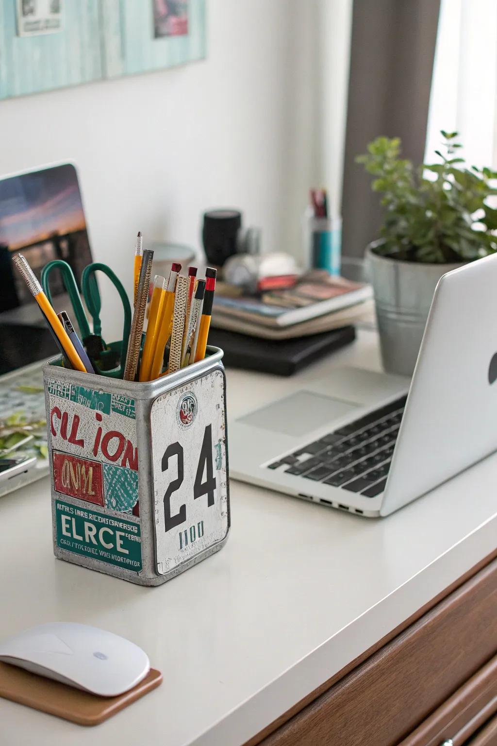 Organize your desk with a DIY pencil holder from a vintage license plate.