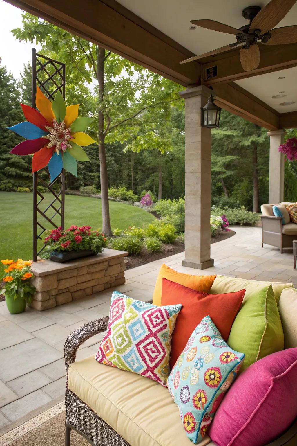 Accessories personalize and complete your patio look.