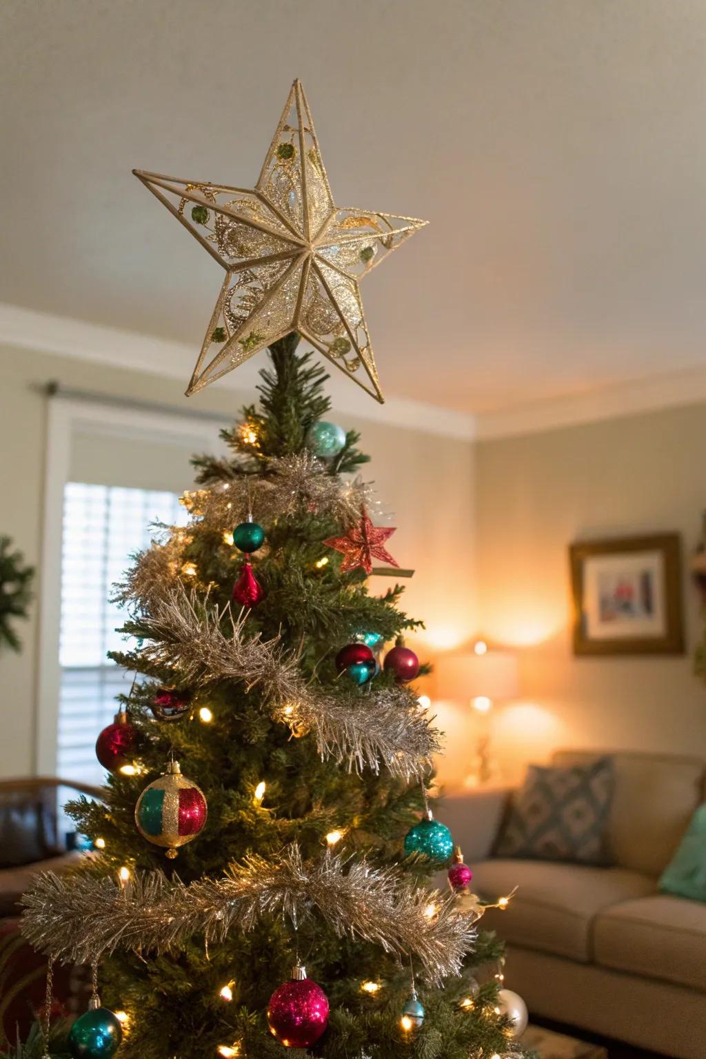 A retro tree topper adds the perfect finishing touch.