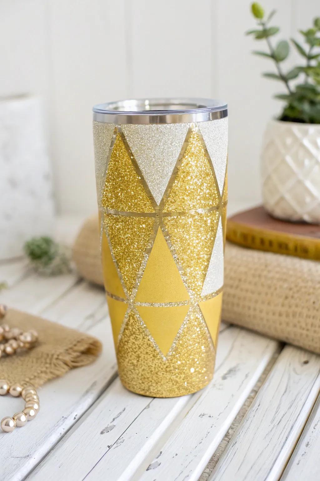 Elevate your style with this chic, geometric-patterned glitter tumbler. Perfectly blending modern design with boho charm!